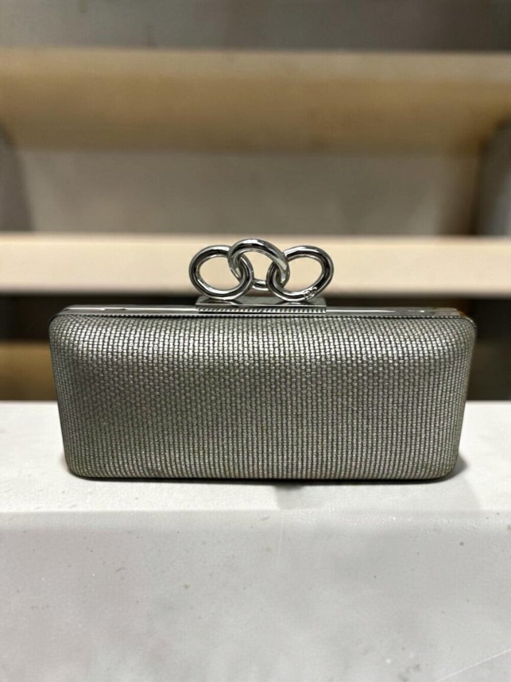 DVF Diane von Furstenberg Silver Cream Leather Interlocking Ring Evening Clutch